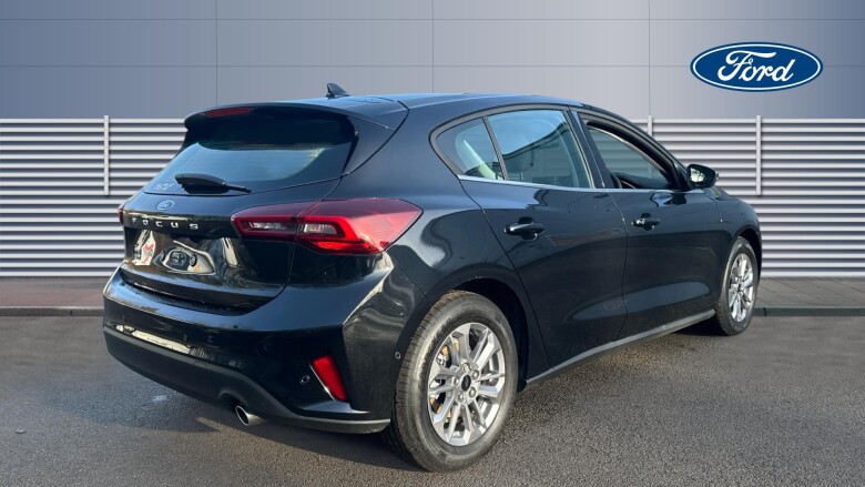 Ford Focus 1.0 EcoBoost Hybrid mHEV 155 Titanium 5dr Auto Petrol Hatchback